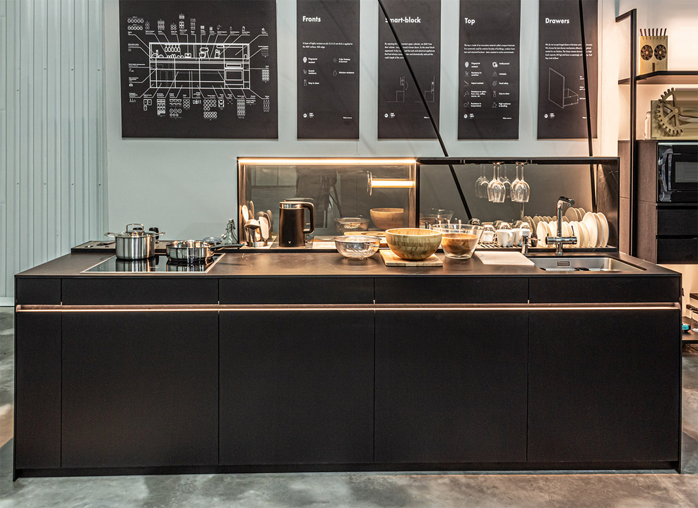 Smart Kitchen - HPL Fundermax photo №14