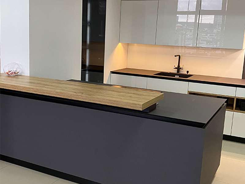 Kitchen IN GREY - HPL Fundermax photo №9